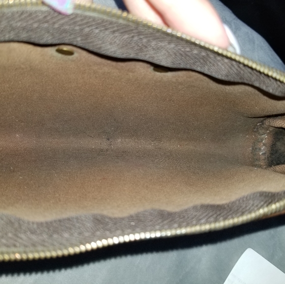 Authentic EUC Louis Vuitton Eva clutch - Picture 7 of 11